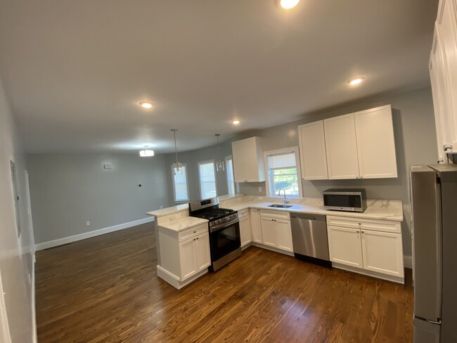 Photo - 335 Highland Ave Apartment Unit 2