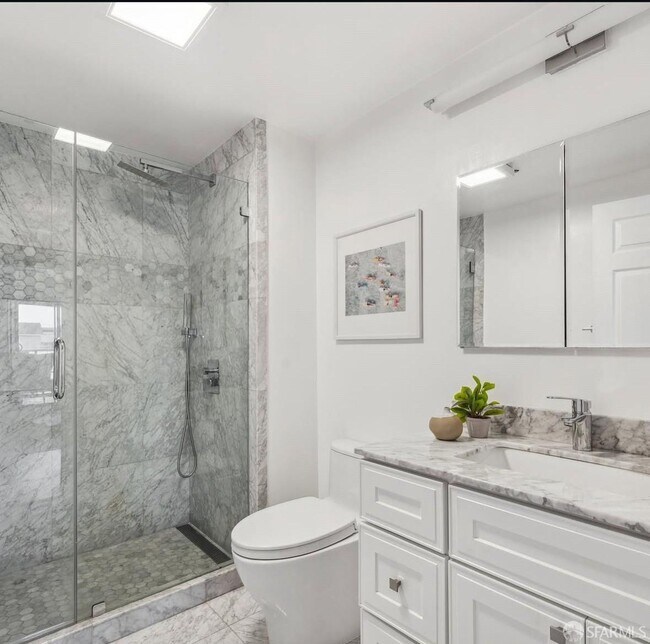 Photo - 3315 Fillmore St