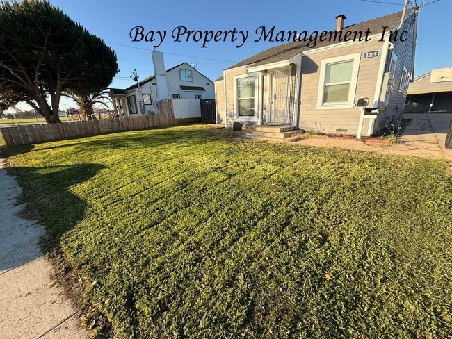 Building Photo - SECO12 Unit SECO12 - Main RU