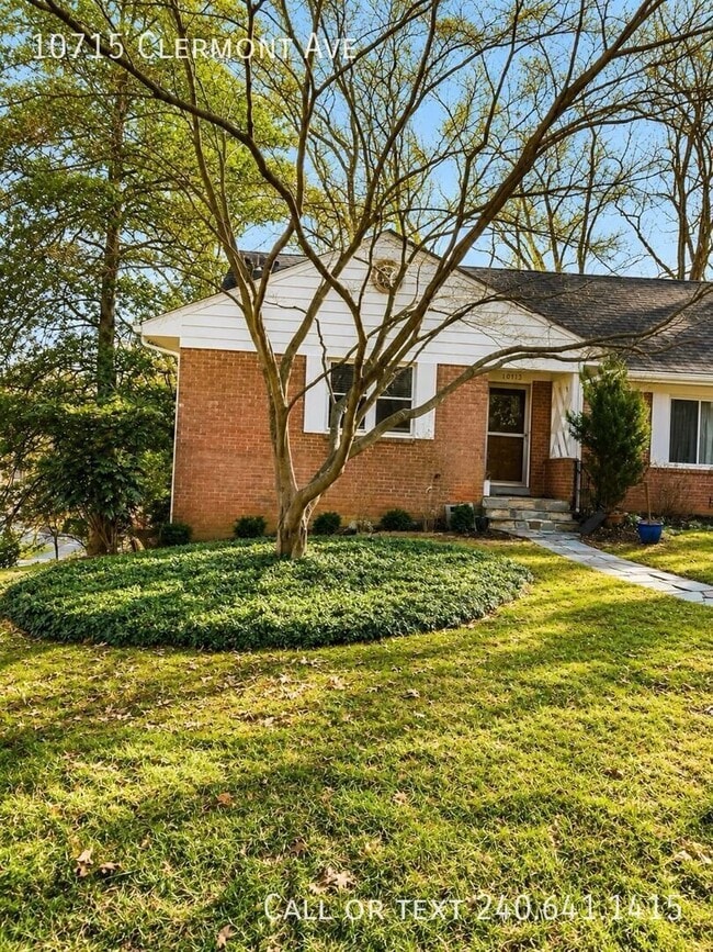 Photo - 10715 Clermont Ave
