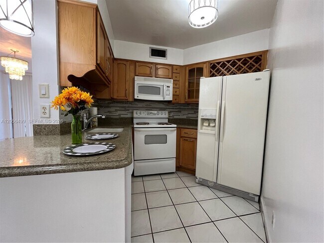 Photo - 215 Lake Pointe Dr Unit 104