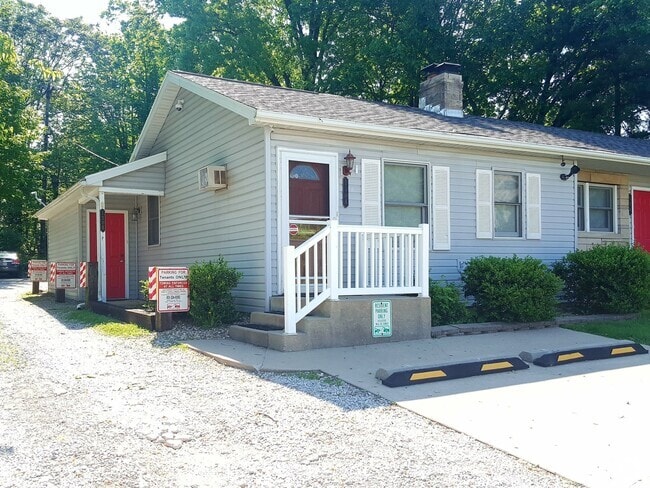 Building Photo - 130 N Union St Unit A Rental