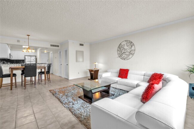 Building Photo - 2501 S Ocean Dr Unit 727(Available Nov 01)