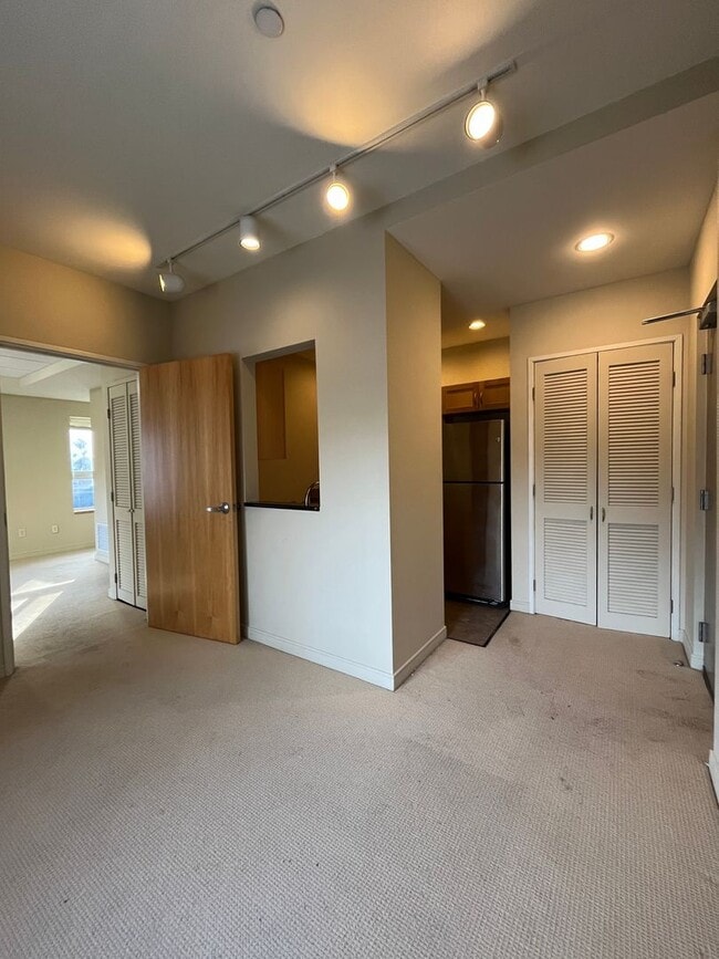 Photo - Gateway Commons