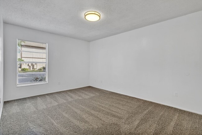 Photo - Beautiful 2/2 Condo close to the Orlando International Airport. 1st floor.