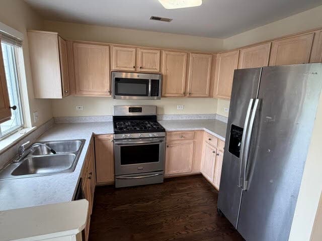 983 Darla Ct
