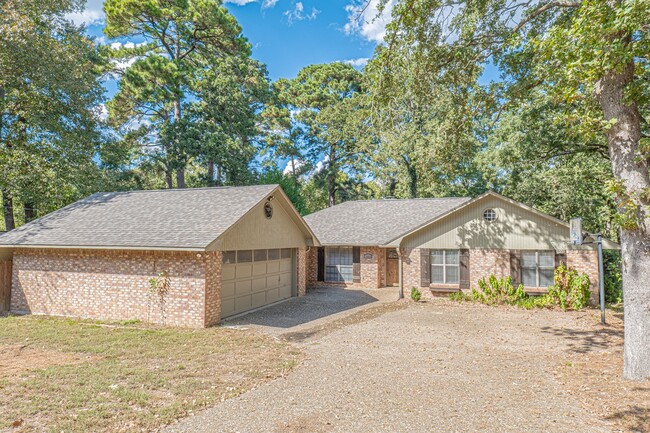 Photo - 10926 Mosswood Dr