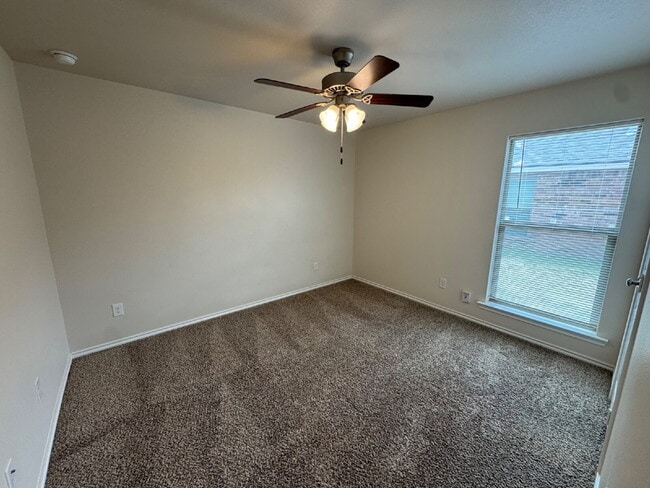 Photo - Stunning House Located Minutes From Elementary & Close Access To Marsha Sharp Fwy!
