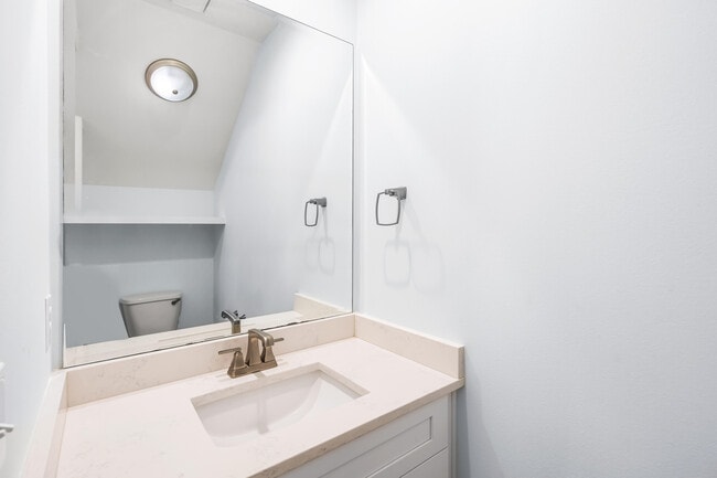 Photo - 71 Windrow Way