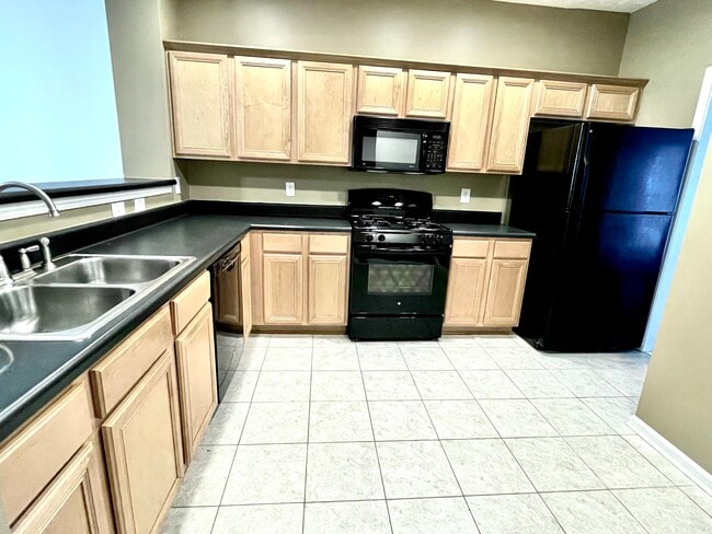 Photo - 787 Brookside Parc Ln