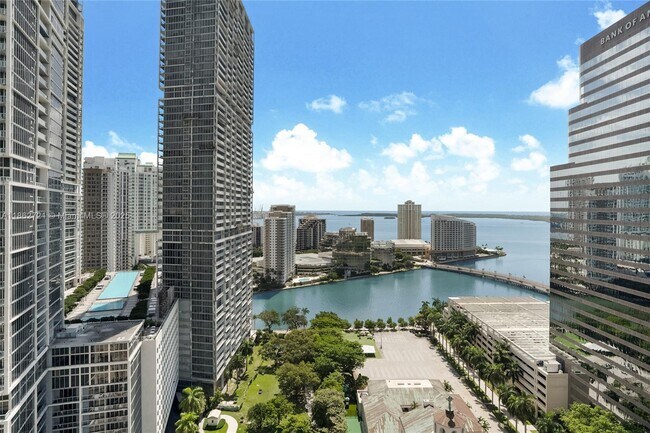 Photo - 500 Brickell Ave Unidad 2702