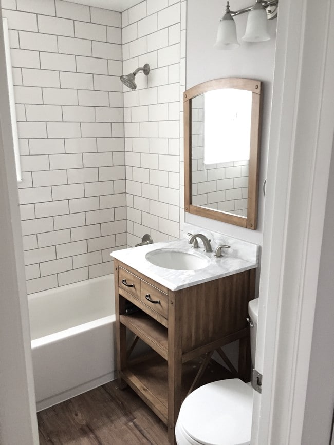 Fully renovated Bathroom - 2841 S Wakefield St Unit B