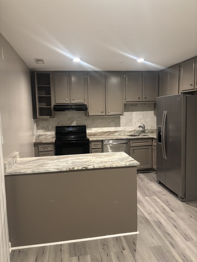 Photo - 1495 Lowell Ct