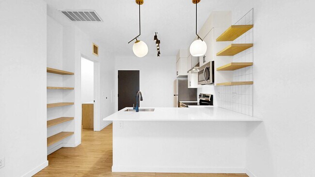 Photo - CityLine