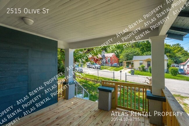 Photo - 2515 Olive St