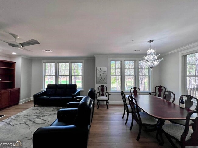 Photo - 1040 Creekside