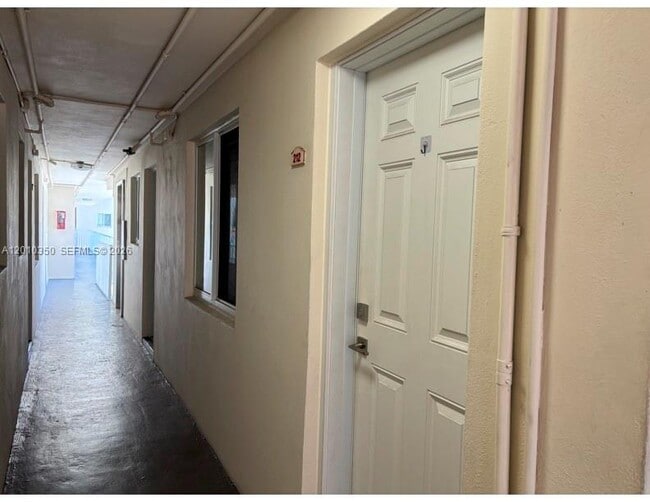 Photo - 1014 Salzedo St Unit 212