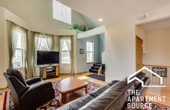 Photo - 3905 N Francisco Ave Unit 3