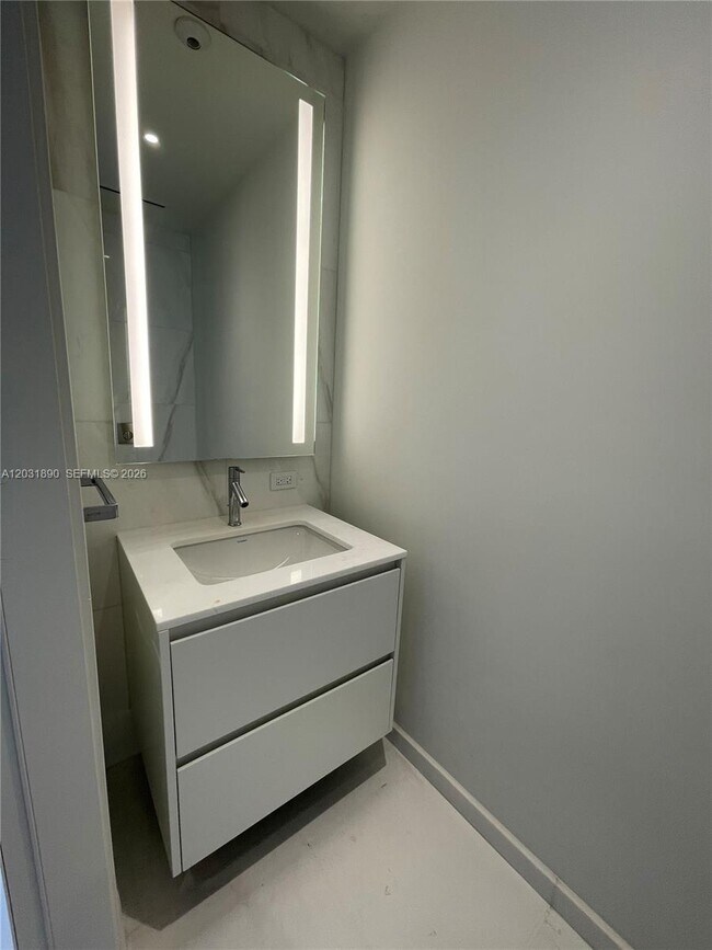 Photo - 300 Biscayne Blvd Way Unit 2008