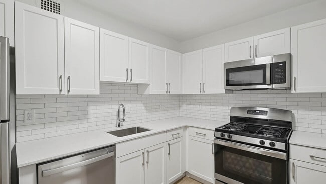 Kitchen with Stainless Steel Appliances - 3003 Van Ness