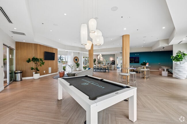 Clubroom/Lobby