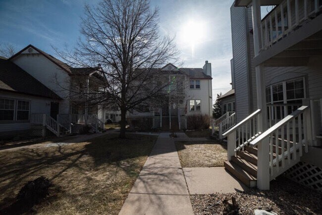 Photo - 4 bed, 3 bath Townhome in Central Fort Col...