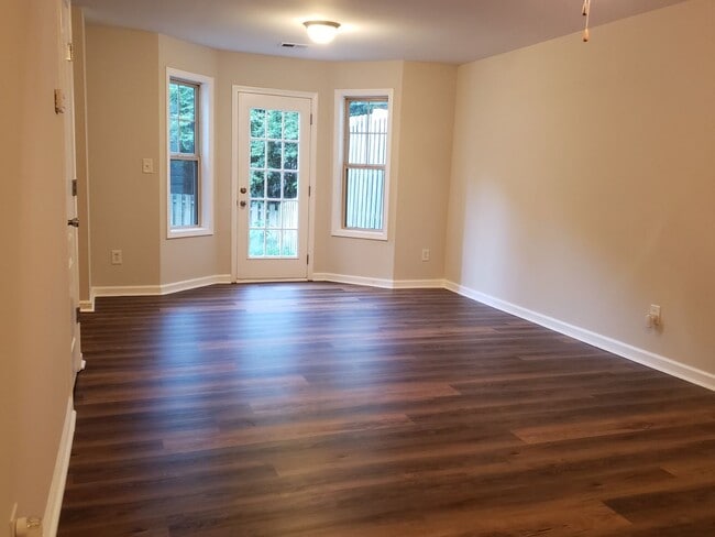 Photo - 2BR Townhouse in Canton