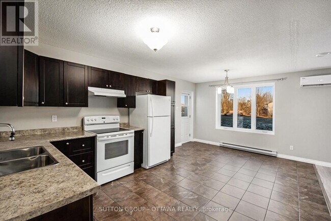 Photo - 2461 Dunning Rd