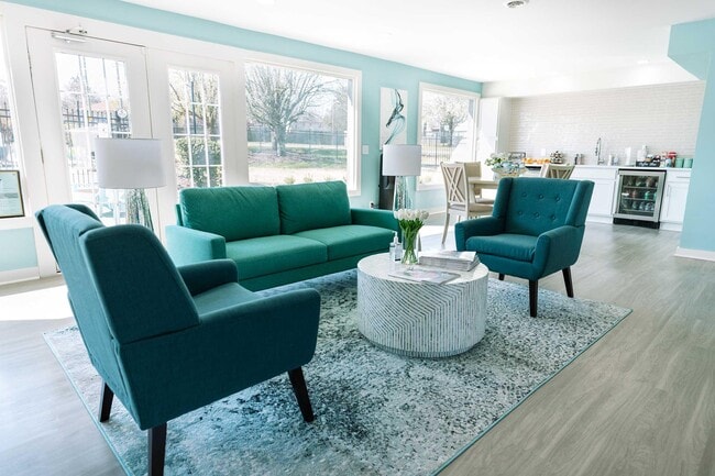 Photo - Chase Cove Apartments