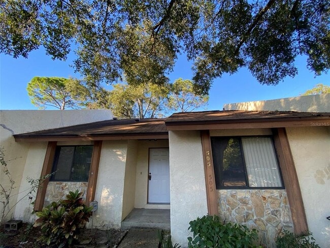Building Photo - 505 Bristol Dr