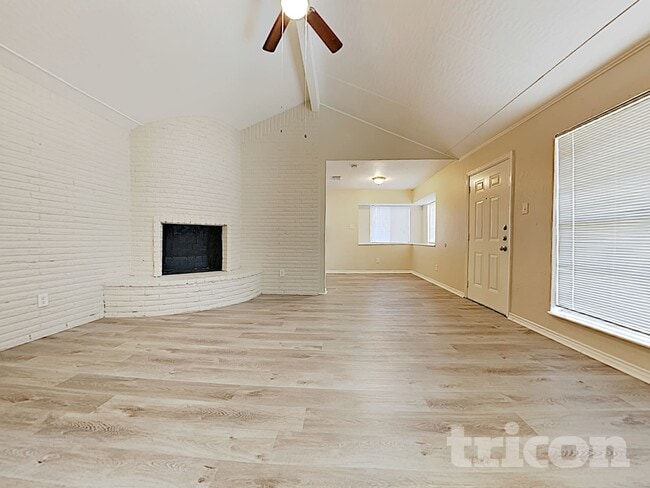 Photo - 6511 Grey Oaks Dr