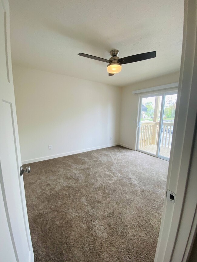 Cedarstone & Oak Leaf Apartments Springfield, MO