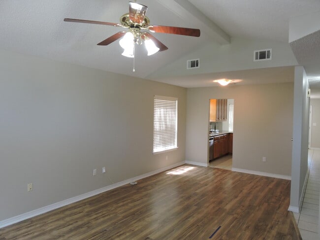 Photo - 2800 Wilson Ln