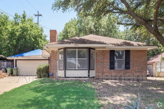 Building Photo - 2212 Windhurst Dr Rental