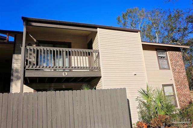 Building Photo - Spyglass Point , Upstairs Unit O8 Rental