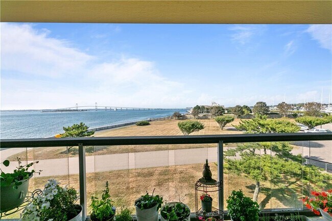 Photo - 1204 Capella S