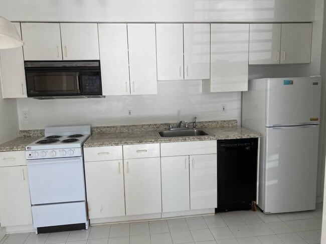 22 69th St Unidad A1