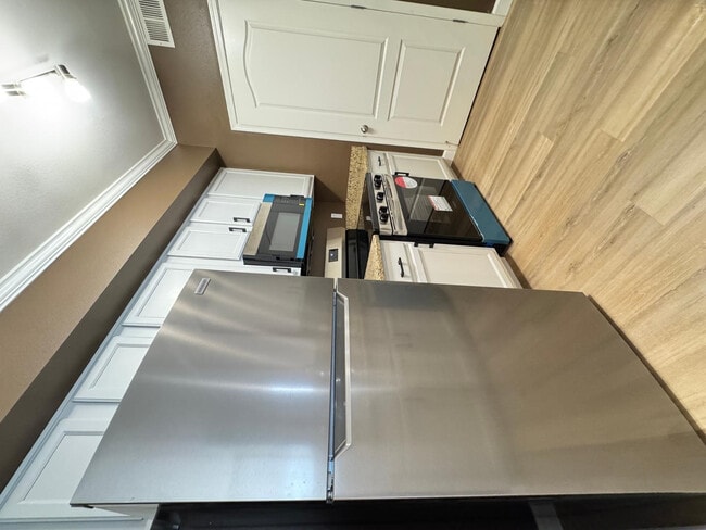 Photo - 1701 E Colter St Unit 291