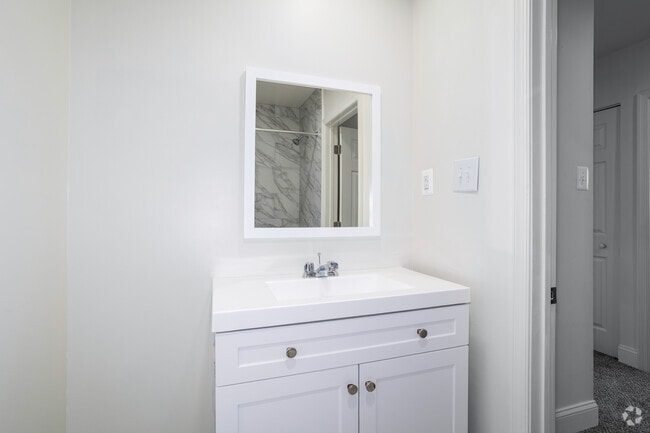 2BR, 1.5BA - 1,100 - Primary Bathroom