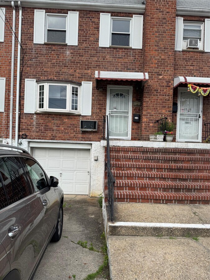 Photo - 83-57 266th St Townhome