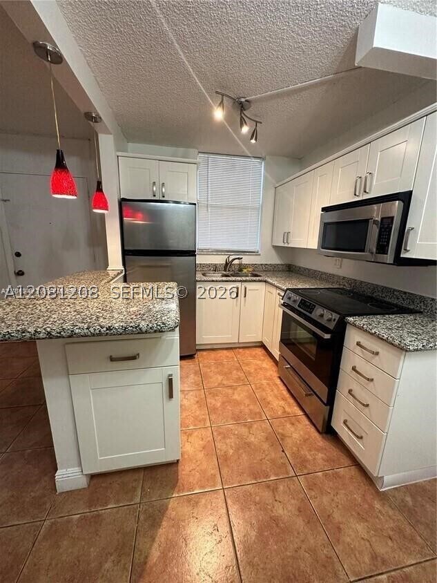 Photo - 1801 S Treasure Dr Unit 112