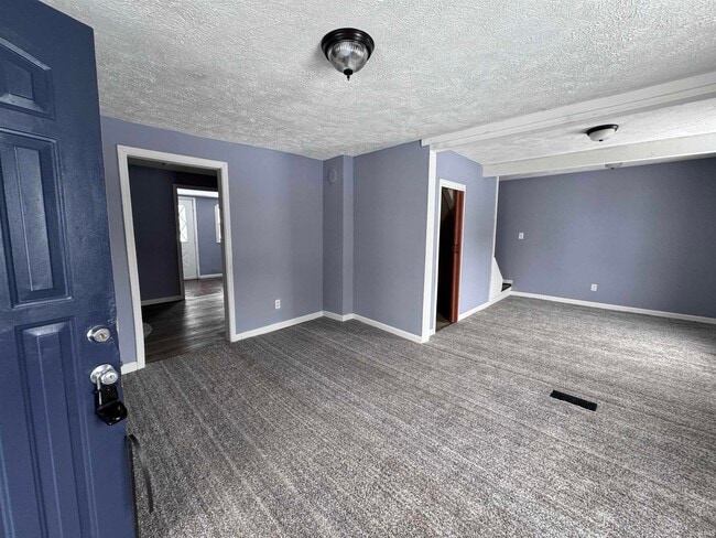 Photo - 1613 W 15th St