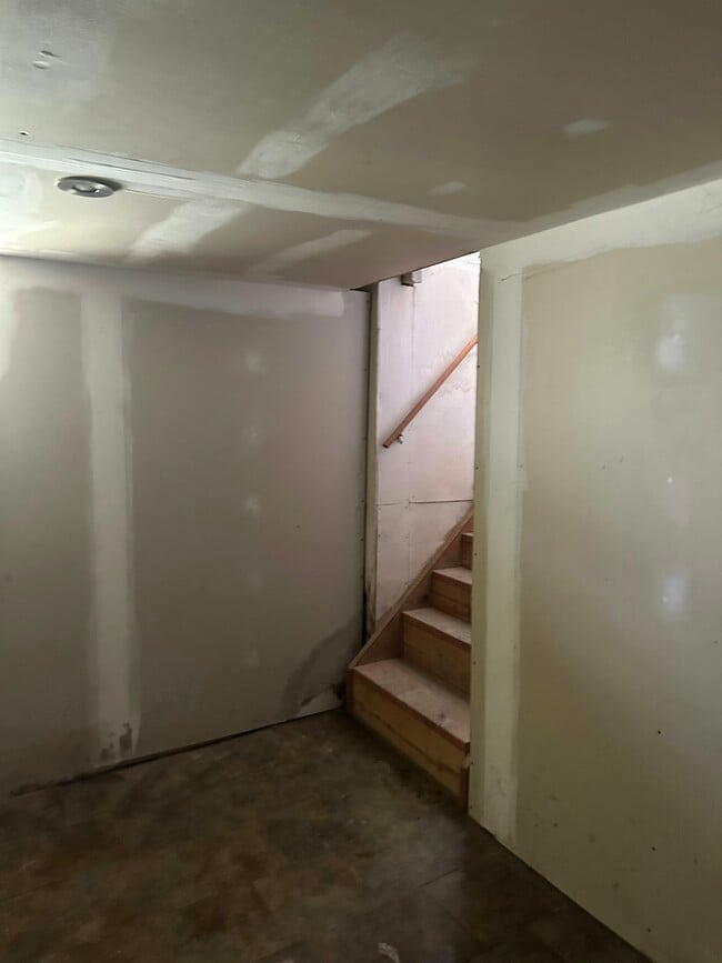 Photo - 2121 N Prospect Rd