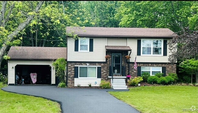 Building Photo - 6520 Sheetram Rd Rental