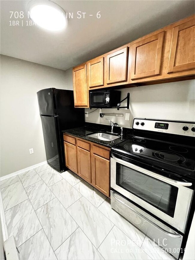 Photo - 708 N Franklin St Unidad 6
