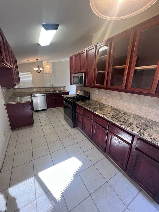 Photo - ADORABLE 3 BEDROOM HOUSE WITH POOL!