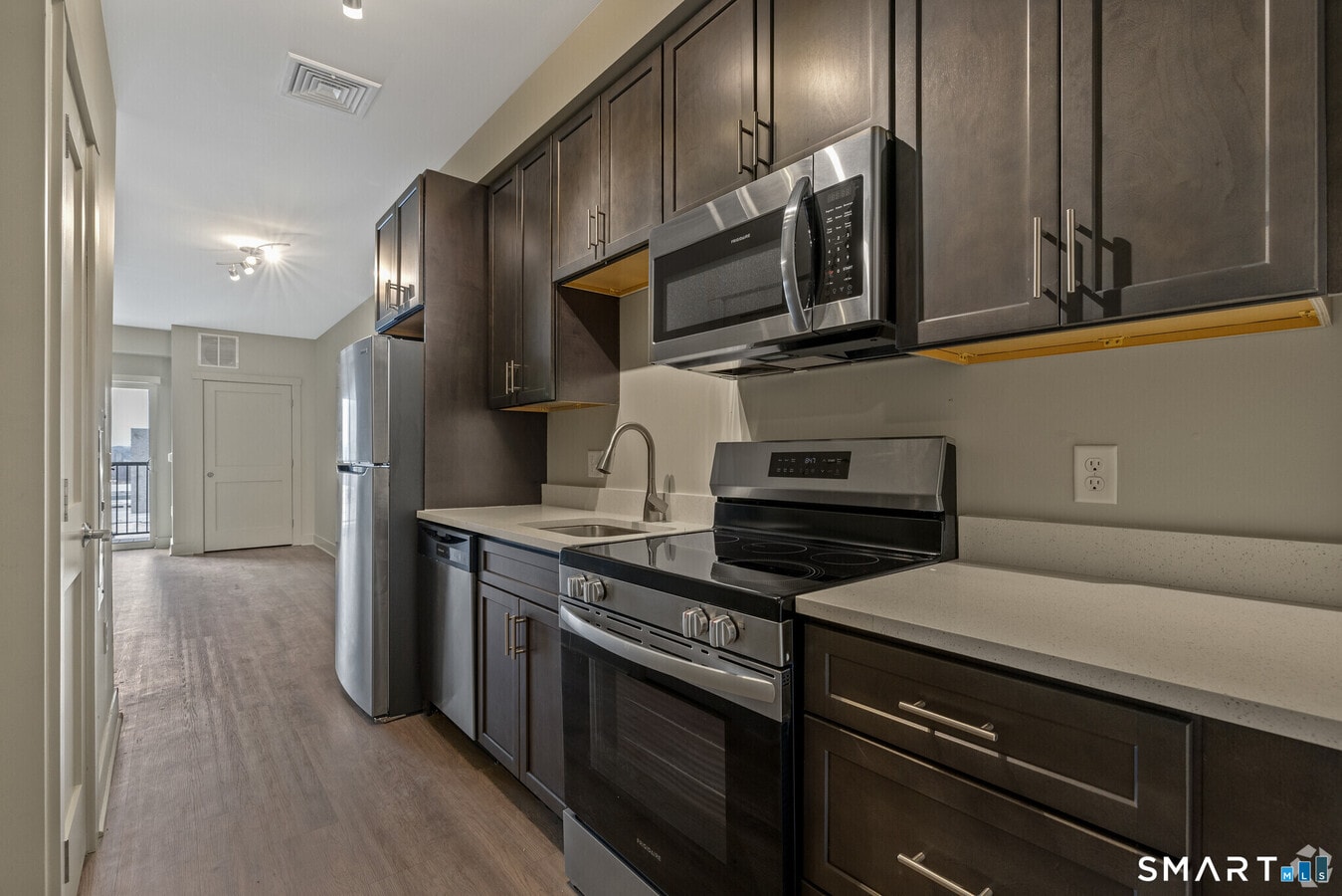 Photo - 75 Marlborough St