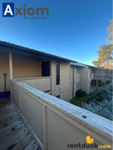 2119 Marigold St Unidad Syringa Terrace Apartments
