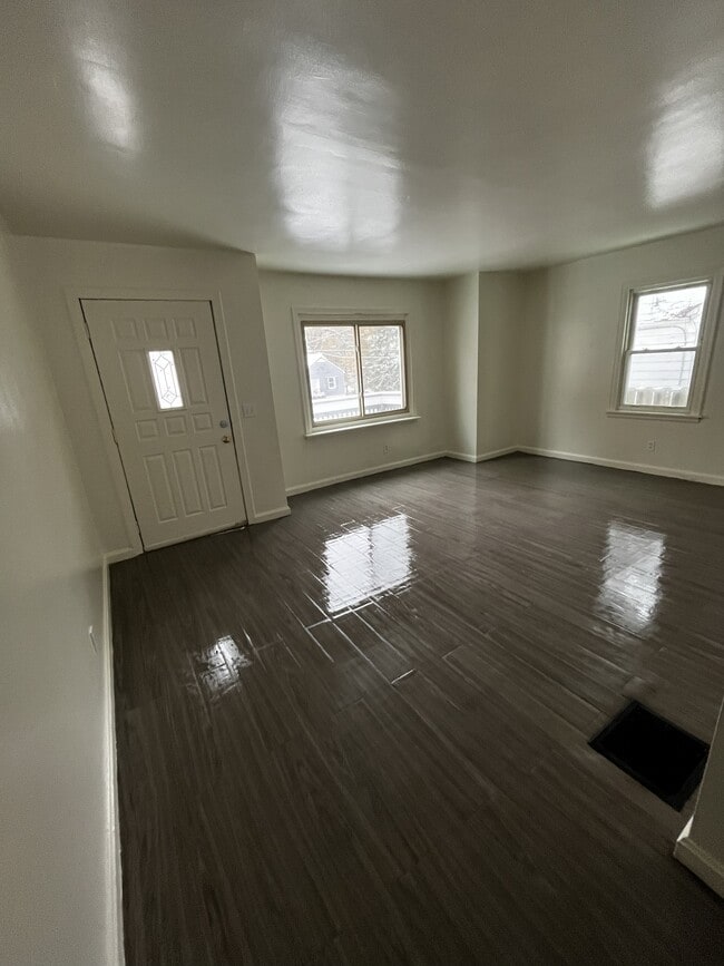 Photo - 7351 Clovernook Ave