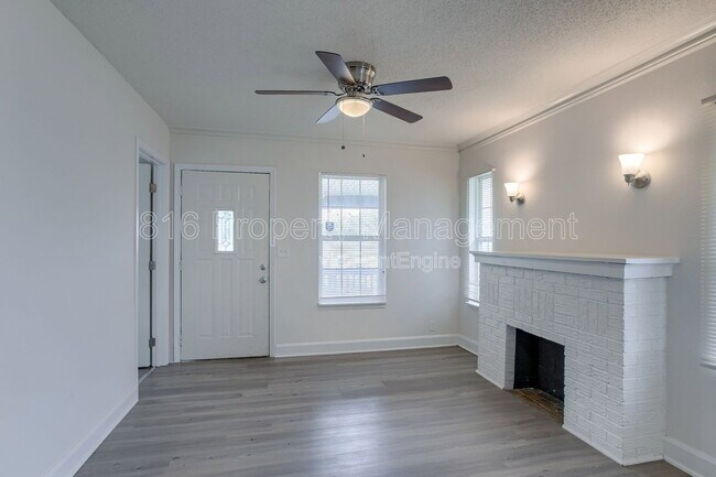 Photo - 6215 S Benton Ave